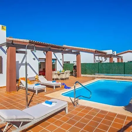 Urbanizacion Fuerteventura Golf Club Sleeps 6 Villa